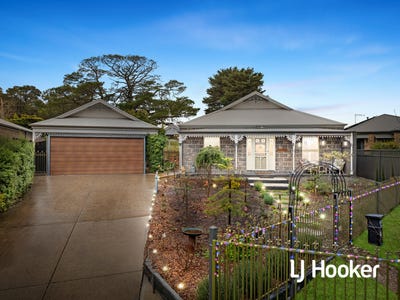 /international/au/13-echidna-court-kilmore-vic-148490492/?lang=id
