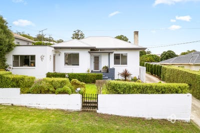 /international/au/108-bertha-street-mount-gambier-sa-150946208/