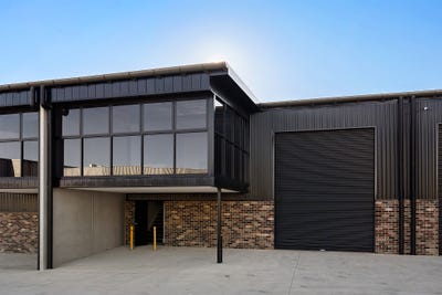 /international/au/unit-25-25-val-reid-crescent-hume-act-505173848/