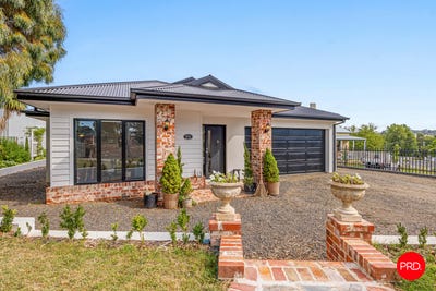 /international/au/99a-high-street-taradale-vic-150776932/