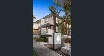 /international/au/15-4-yarra-bing-crescent-burwood-vic-151332620/