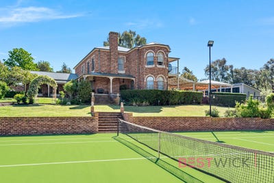 /international/au/33-wigmore-drive-robin-hill-nsw-151270824/