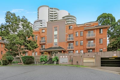 /international/au/25-1-11-rosa-crescent-castle-hill-nsw-151394116/