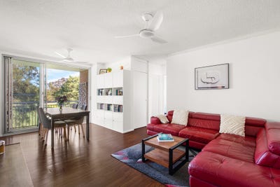 /international/au/38-22-ness-avenue-dulwich-hill-nsw-152543408/