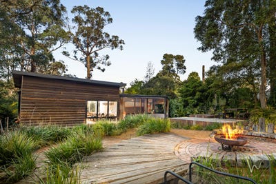 /international/au/19-acacia-avenue-upwey-vic-152504876/