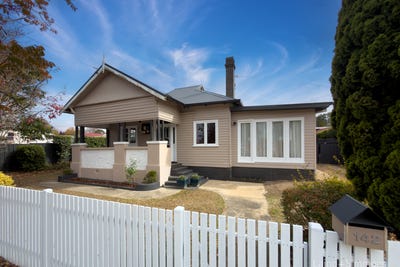 /international/au/142-o-dell-street-armidale-nsw-151204568/