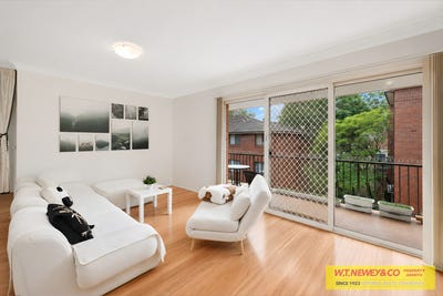 /international/au/4-42-44-sir-joseph-banks-street-bankstown-nsw-151497496/