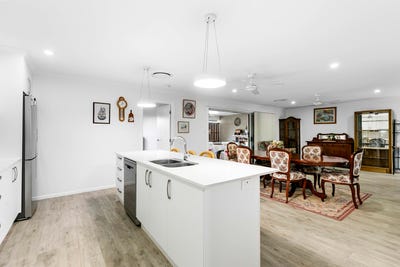 /international/au/12-satinash-court-tinana-qld-151738276/