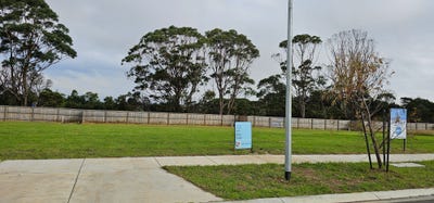 /international/au/lot-2-84-pembrey-loop-cowes-vic-204482984/