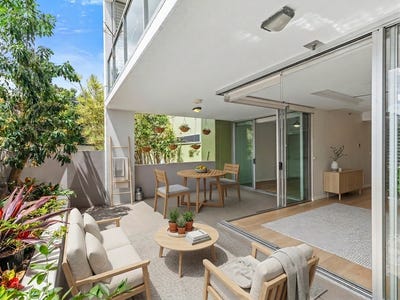 /international/au/7002-7-parkland-blvd-brisbane-city-qld-150819676/