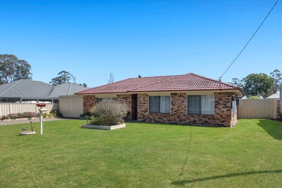 /international/au/2a-price-street-greta-nsw-121040049/