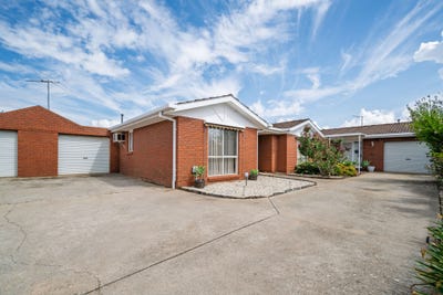 /international/au/2-261-hume-street-corowa-nsw-150846376/
