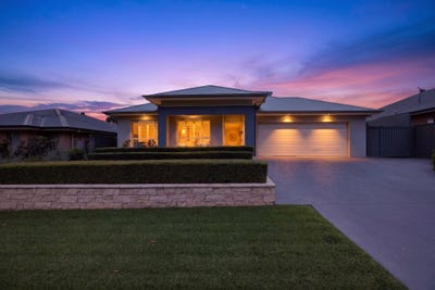 /international/au/10-sutherland-street-cobbitty-nsw-151213844/