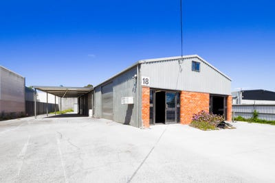 /international/au/18-armitage-street-bongaree-qld-505262048/