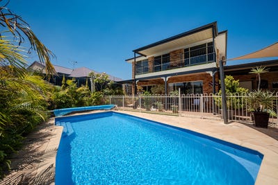 /international/au/17-ferndale-corner-mindarie-wa-151171972/
