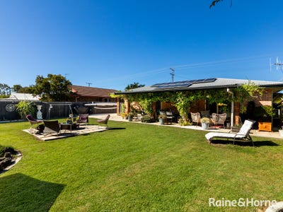 /international/au/23-watsons-road-bargara-qld-151308288/