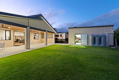 /international/au/10-bower-grove-two-rocks-wa-151031776/
