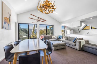 /international/au/303-1-sitzmark-street-falls-creek-vic-151555500/