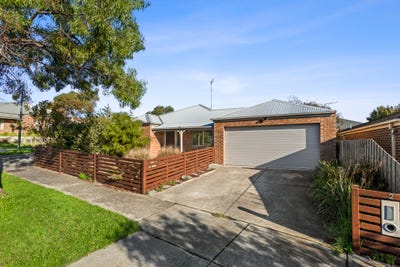 /international/au/2-katelyn-court-waurn-ponds-vic-151447476/