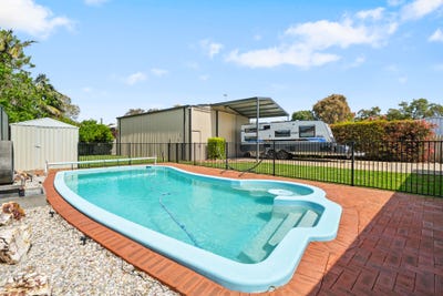 /international/au/9-broun-road-coodanup-wa-152479540/