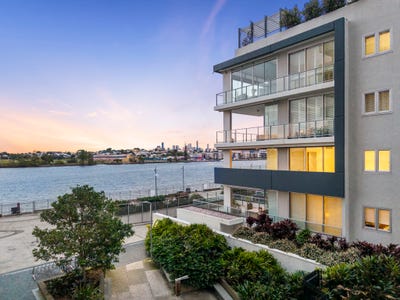 /international/au/140-37-harbour-road-hamilton-qld-151375492/