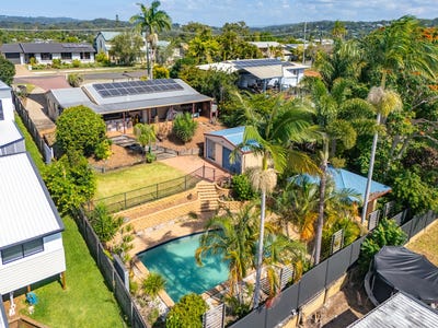 /international/au/14-wharf-road-bli-bli-qld-150952132/