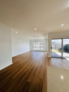 /international/au/22-gladstone-way-edgeworth-nsw-147920296/