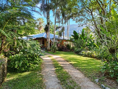 /international/au/622-whyanbeel-road-whyanbeel-qld-151386456/