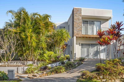 /international/au/15-fortescue-street-pacific-pines-qld-148545224/