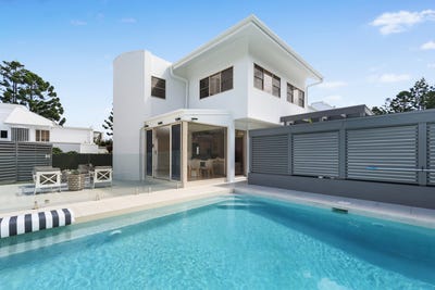 /international/au/2110-south-shields-drive-benowa-qld-150820936/