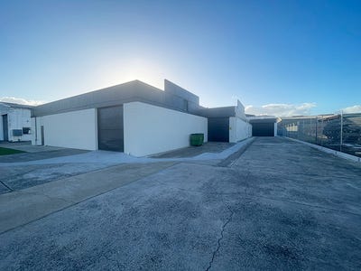 /international/au/1-4-2-lawson-crescent-coffs-harbour-nsw-505142612/
