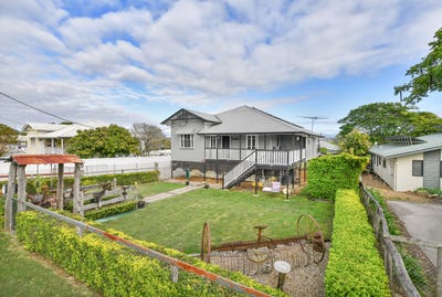 /international/au/63-george-street-kalbar-qld-151846960/
