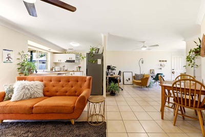 /international/au/11-magnolia-street-margate-qld-152546556/