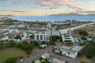 /international/au/2-90-davidson-street-south-townsville-qld-151556928/
