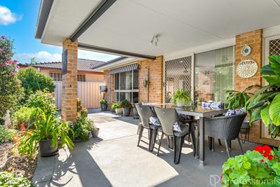 /international/au/1-64-the-southern-parkway-forster-nsw-151210720/