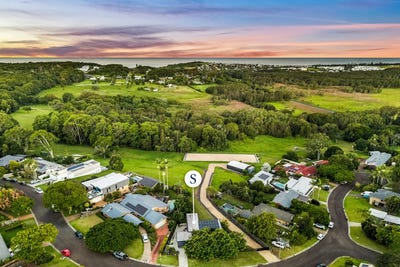 /international/au/16-tara-downs-lennox-head-nsw-150785096/