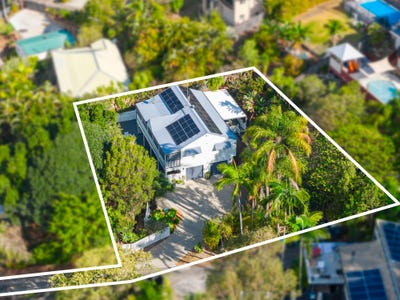 /international/au/128-universal-street-oxenford-qld-152562532/