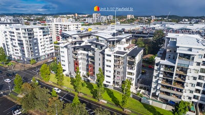 /international/au/3-37-playfield-street-chermside-qld-151227852/