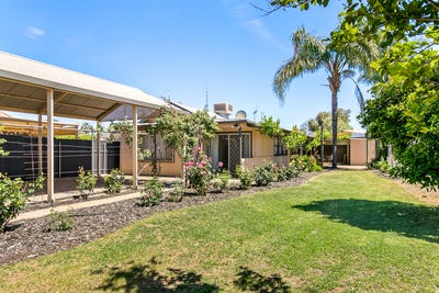/international/au/37-ninth-street-renmark-sa-152663548/