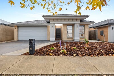 /international/au/79-coastside-drive-armstrong-creek-vic-148287200/