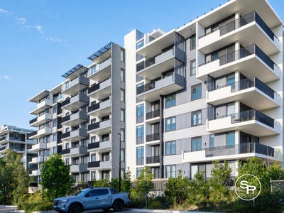 /international/au/2-04-4-fordham-way-oran-park-nsw-151194356/