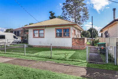 /international/au/104-broughton-street-west-kempsey-nsw-151552508/