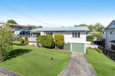 /international/au/34-banoon-drive-wynnum-qld-151443500/