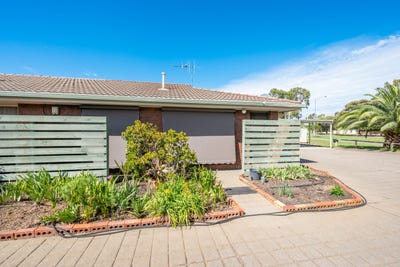 /international/au/6-43-45-northgate-street-mooroopna-vic-151312384/