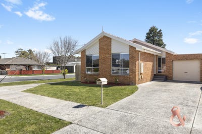 /international/au/1-1-crean-court-mill-park-vic-152394688/