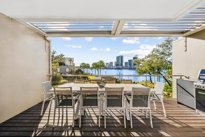/international/au/103-1-amalfi-drive-wentworth-point-nsw-152574332/