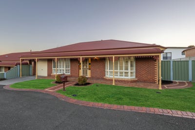 /international/au/3-26-hodgkinson-street-kennington-vic-151204472/