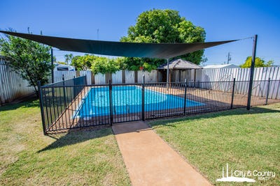 /international/au/22-dempsey-street-mount-isa-qld-150824932/