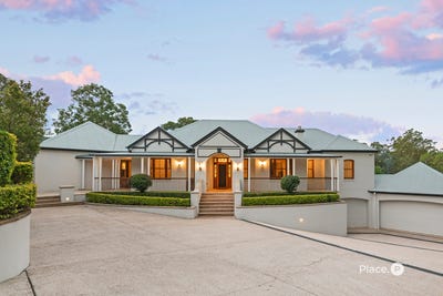 /international/au/89-tristania-road-chapel-hill-qld-151718752/