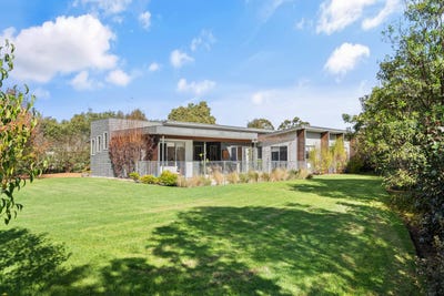 /international/au/54-hermitage-drive-margaret-river-wa-151423896/